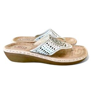 Cliffs By White Mountain Women's Cienna White Sandal, Sz 8